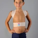 orset Posturex Enfant mediva, enfant portant un Corset Posturex Enfant, radiographie d'une colonne vertébrale avec un Corset Posturex Enfant