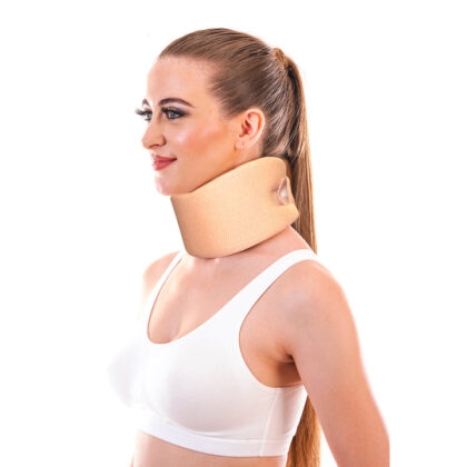 Présentation du produit Collier cervical souple Avec Supportdisponible avec les tailles S | M | L, de la marque Samson en Algérie.