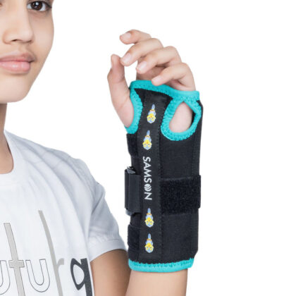 Présentation du produit Attelle de poignet pour enfantdisponible avec les tailles Enfant , de la marque Samson en Algérie.