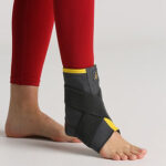 Chevillère néoprène Morsa Cyberg, visiblement confortable et respirante, pour le soutien et le soulagement des douleurs au niveau de la cheville (entorses, tendinites...). Disponible en différentes tailles.