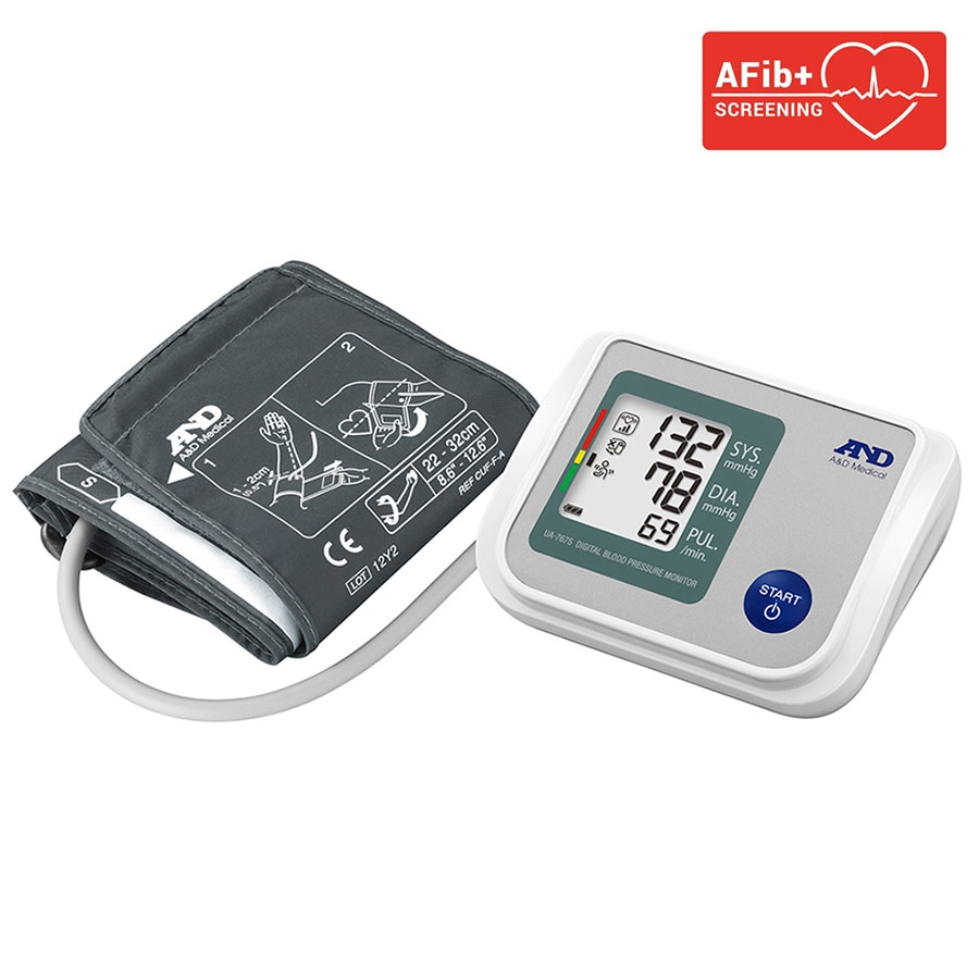 Image montrant les tailles disponibles pour le tensiomètre électronique AND UA-767S-W, affichant des options allant de petit à extra-large, avec l'appareil présenté en taille XXL. L'écran digital du tensiomètre est visible, soulignant sa facilité d'utilisation.