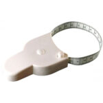 Mètre ruban Starcare de 180 cm, avec lame en nylon robuste et graduations en centimètres et en pouces, conçu pour des mesures corporelles précises et confortables.