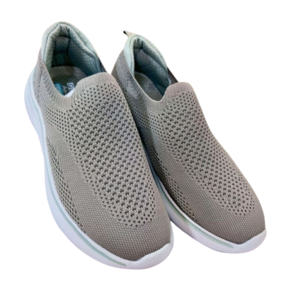 Basket femme orthopédique beige kaki. Semelle profilée, semelle antidérapante, matériaux respirants. Disponible en tailles 37 à 41.