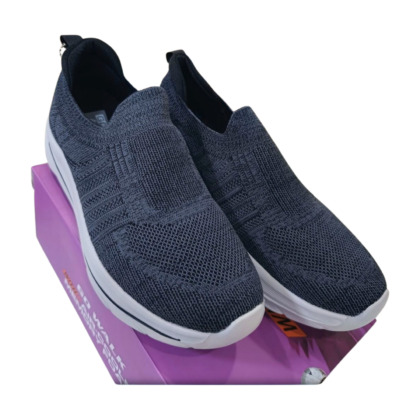 Baskets noires pour femme, modèle orthopédique Gowlak 1046. Conception ergonomique et semelle intérieure orthopédique pour confort et soutien. Disponibles tailles 37 à 41. Adaptées aux pieds sensibles.