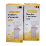 Inhalateur Omron pour enfants, modèle compact et coloré, destiné aux enfants de 2 à 10 ans. L'appareil est conçu pour la nébulisation douce et efficace, facilitant le soulagement de la toux. Visiblement un dispositif médical pour parapharmacie.