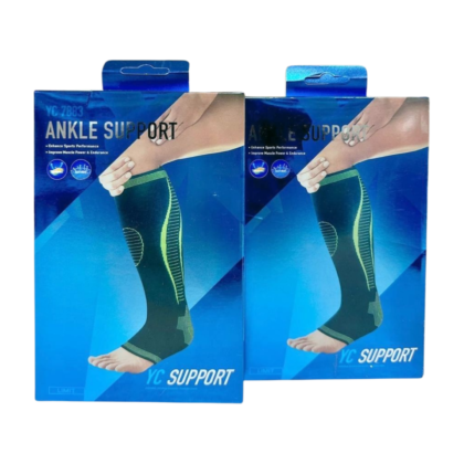 Chevillère Yc 7883, modèle universel, de couleur [Couleur de la chevillère] conçue pour le soutien et la protection de la cheville. La chevillère est présentée sur une cheville, soulignant son ajustement et sa forme adaptable. Elle est fabriquée dans un matériau [Décrire la texture, ex: respirant, extensible], offrant confort et liberté de mouvement. [Si visible, mentionner des détails spécifiques comme des sangles velcro, des renforts, etc.]. Idéale pour le sport ou une utilisation quotidienne.