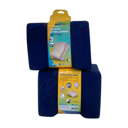 Coussin entre les jambes Imesa : coussin discret et portable de couleur [Décrire la couleur principale du coussin - ex: gris clair, beige, etc.], conçu pour offrir confort et soulagement des douleurs lombaires et liées à la grossesse. Forme ergonomique adaptée pour soutenir la région pelvienne.
