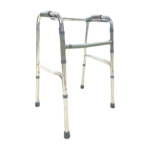 Déambulateur Nd YK913L : Déambulateur léger, de couleur [préciser la couleur principale du déambulateur, par exemple : noir ou gris], avec [préciser le matériau, par exemple : poignées ergonomiques en plastique] et [décrire les pieds, par exemple : quatre pieds antidérapants]. Il présente une conception stable et discrète, favorisant l'équilibre et l'autonomie. [Si visible, mentionner un détail esthétique distinctif, par exemple : Un design épuré et moderne]. #aideamarché #mobilité.