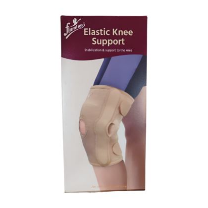 Genouillère articulée réglable Flamingo OC 2020, visible sur l'image. Elle est conçue pour offrir soutien et confort. On distingue les articulations latérales permettant un mouvement contrôlé. Le tissu semble respirant et présente un ajustement personnalisé. La genouillère est présentée sur un fond neutre, mettant en évidence sa structure et ses détails. Plusieurs tailles sont disponibles.