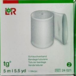 Bandage tubulaire médical LR TG 2, 5 mètres, enroulé sur une bobine. Bandage blanc, souple et extensible, conçu pour maintenir et protéger les entailles et les blessures. Texture respirante visible.
