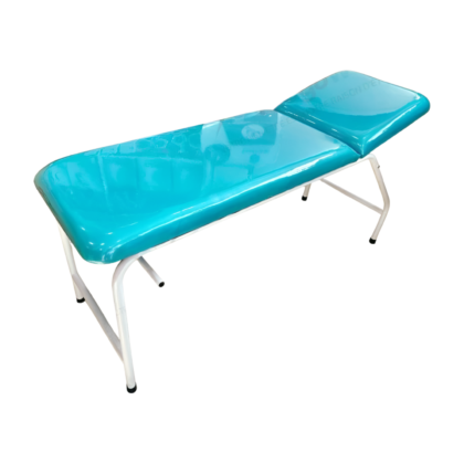 Table de consultation médicale en époxy, surface lisse et ergonomique, de couleur [préciser la couleur si visible sur l'image, par exemple : blanc, gris clair]. Elle est dotée d'un porte-rouleau intégré et présente une construction robuste et durable, idéale pour un environnement médical professionnel.