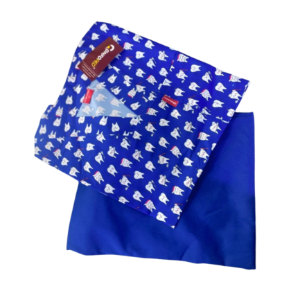 Tenue de bloc Confoped, couleur bleu roi avec un bordure dentelée, présentée sur fond neutre. Vêtement confortable et élégant, disponible en tailles 38 à 48. Produit parapharmacie.