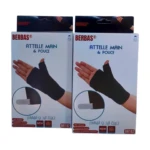 Attelle de main et pouce Berbas BR182, en plastique rigide avec fermeture réglable, offrant un soutien et une stabilisation pour les blessures de la main. L'attelle est conçue pour aider à la récupération en cas d'entorse, de tendinite ou d'autres affections de la main.