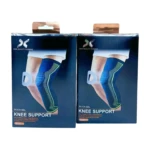 Genouillère universelle de haute qualité, couvrant le genou, de couleur [insérer la couleur dominante ici, ex: bleu marine, gris clair], avec des éléments de maintien visibles [ex: baleines latérales, anneau patellaire]. Conçue pour le confort et la mobilité, elle est présentée comme adaptée aux hommes et aux femmes.