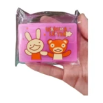 Pilulier Berbas avec six compartiments divisés pour une semaine de médicaments. Design simple et fonctionnel, favorisant une utilisation facile et sécurisée.