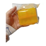 Pilulier Berbas à 7 compartiments, de couleur [préciser la couleur si visible, ex: blanc, bleu clair], présentant sept cavités individuelles pour le rangement des médicaments. Le pilulier semble être en [préciser le matériau si visible, ex: plastique rigide] et possède une fermeture sécurisée. Il est conçu pour faciliter l'organisation et la prise quotidienne des médicaments.