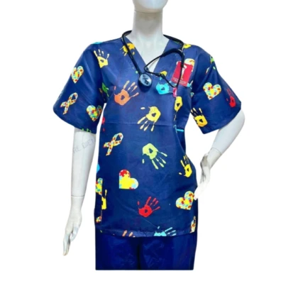 Tenue de bloc bleu nuit Confoped : vêtement confortable et ergonomique, conçu pour la liberté de mouvement. Coupe standard. Matière respirante. Design distinctif. #Confoped #bienêtre.