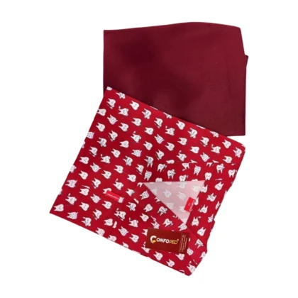 Tenue de travail Confoped en couleur grenat, avec un motif subtil de dents. Tissu respirant offrant confort et liberté de mouvement. Disponible en différentes tailles, adaptée aux professionnels de santé et à un usage quotidien.