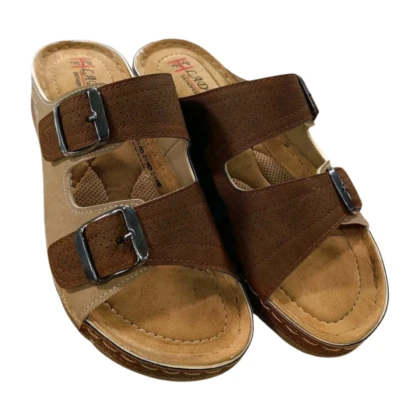 Sabot orthopédique pour femme, modèle Phf AX-8108, de couleur camel/marron. Conçu pour le confort et le soutien du pied, il vise à soulager la fasciite plantaire et le hallux valgus. Disponible en tailles 37 à 41.